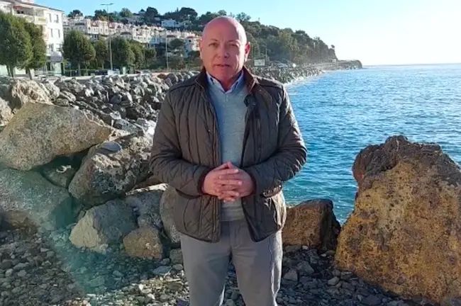 El edil Jorge Pérez en Mezquitilla