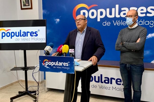 Los ediles Lupiáñez y García. Pp Vélez Málaga.