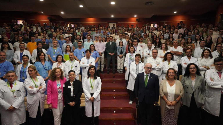 El tope legal de 40 pacientes al día impide a Andalucía formar a médicos residentes en sus centros sanitarios más saturados
© Proporcionado por eldiario.es