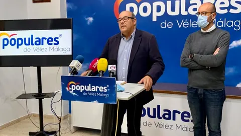 Los ediles Lupiáñez y García. Pp Vélez Málaga.