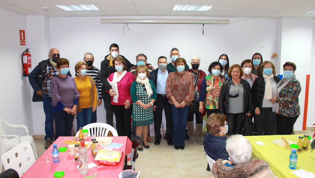 Desayuno Homenaje a los Mayores que cumplian 65 años_6270 copia